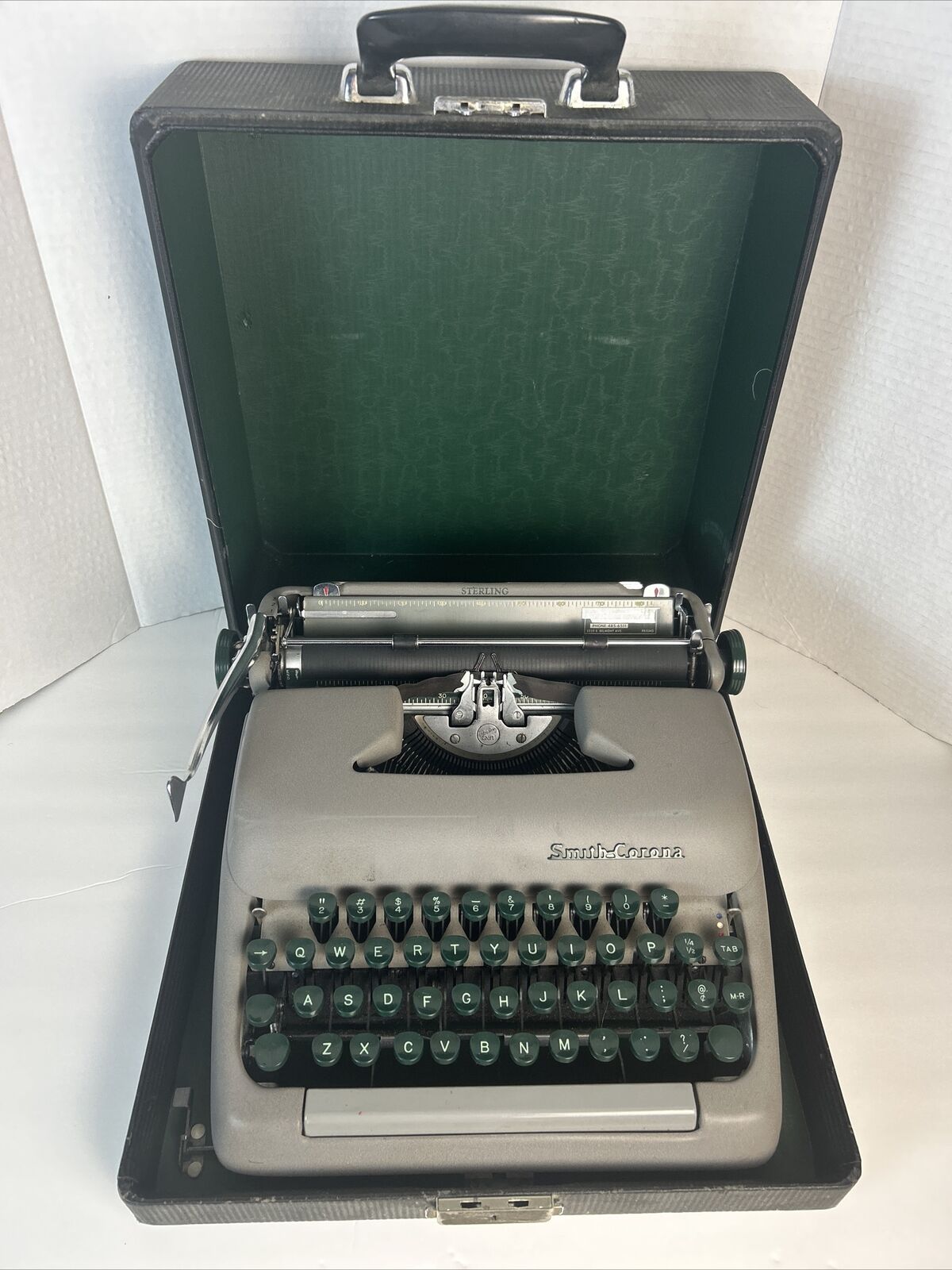 Vintage 1954 Smith Corona Sterling Super Typewriter With Tweed Case. VGC