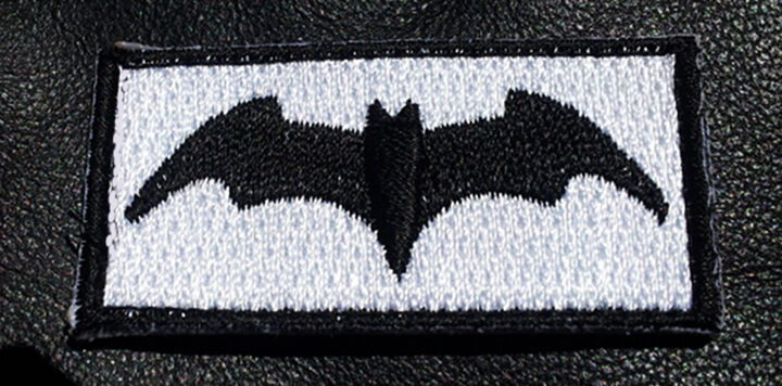 BATMAN DARK KNIGHT EMBROIDERED TACTICAL COMBAT HOOK PATCH 