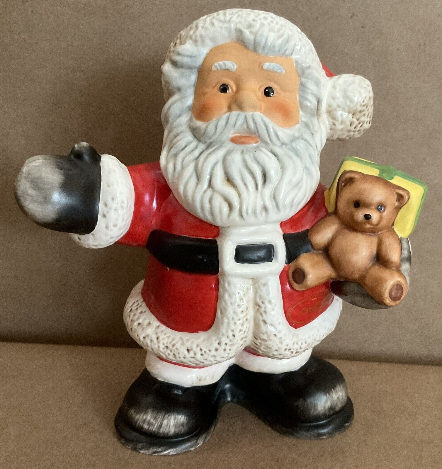 Goebel Weihnacht St. Claus Magical Christmas Santa Figurine ~ 5.5” Tall