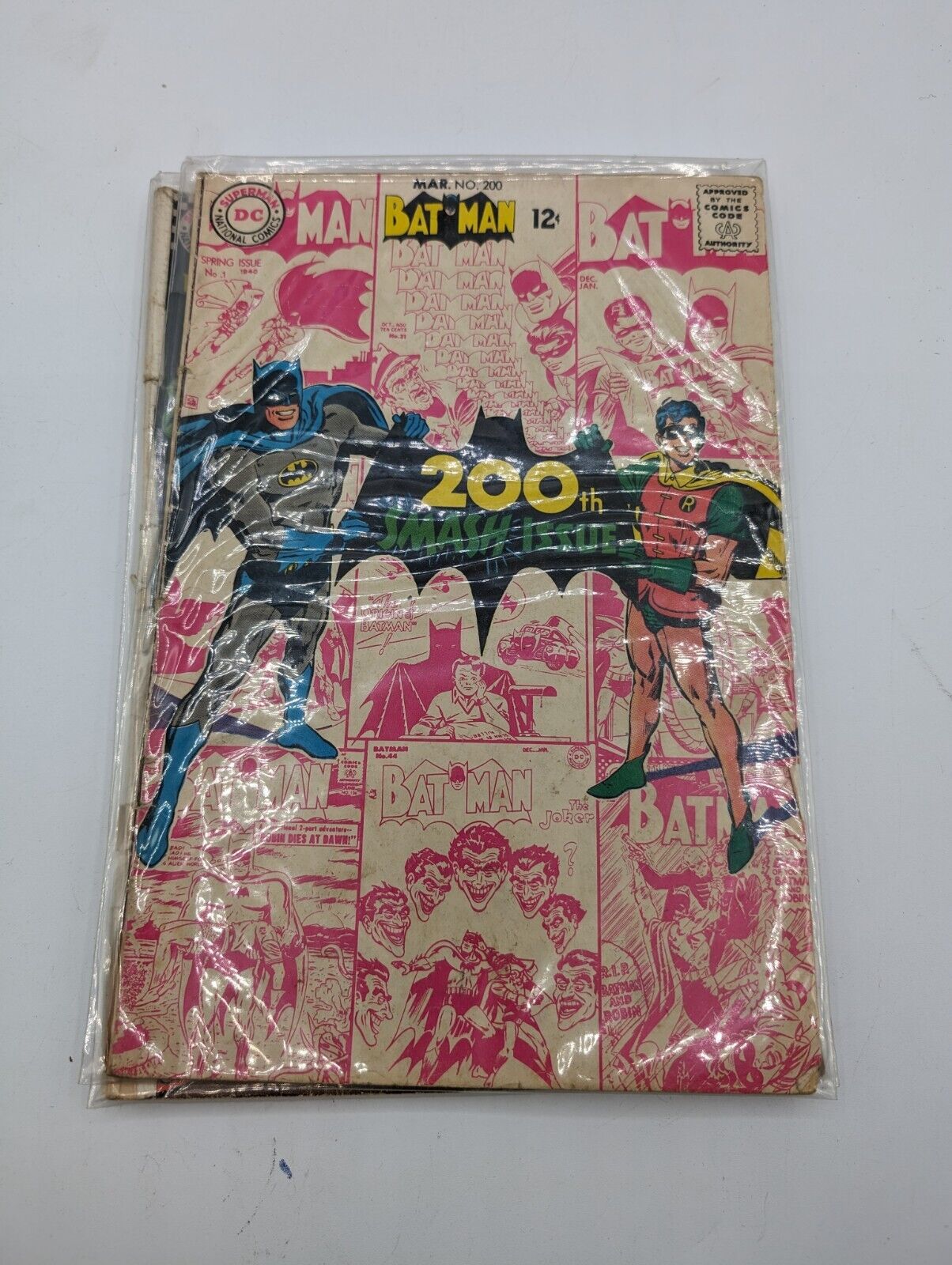 Batman 200th Smash Issue Comic Book Silver Age Key 1968