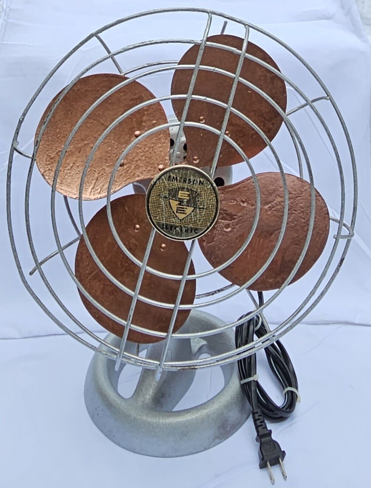 Vintage Emerson Northwind Model 94646-D Oscillating 2 Speed Electric Fan Works