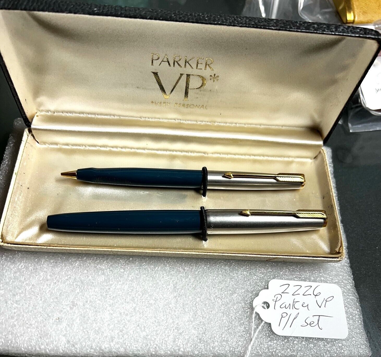 1950's Parker VP Blue pen/pencil set in original case