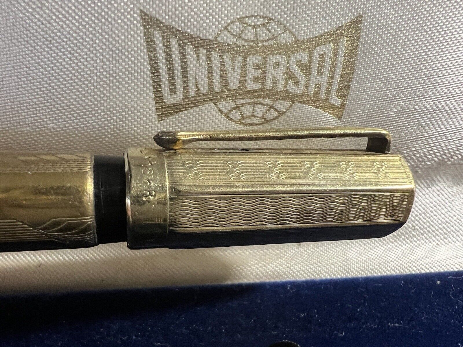 Universal Pen Fountain Pen Plated Gold 18 Carat Antique Pen Retractable