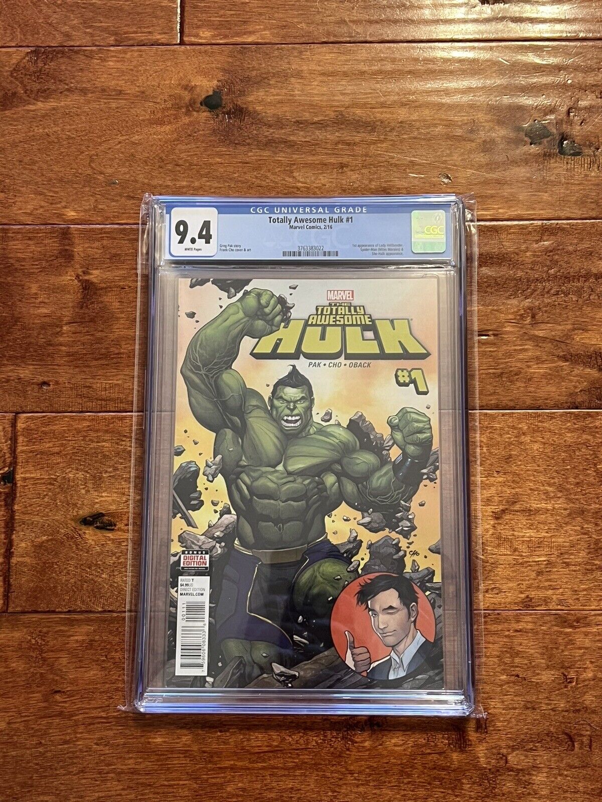 The Totally Awesome Hulk #1 First Lady Hellbender CGC 9.4 Slab Marvel Comics