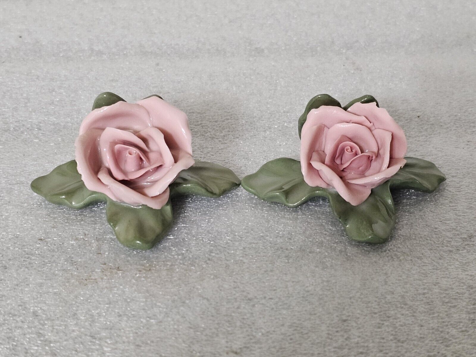 Dresden Porcelain Mini Roses, Pink/Green / Placecard Holders / Pair of 2 Vintage