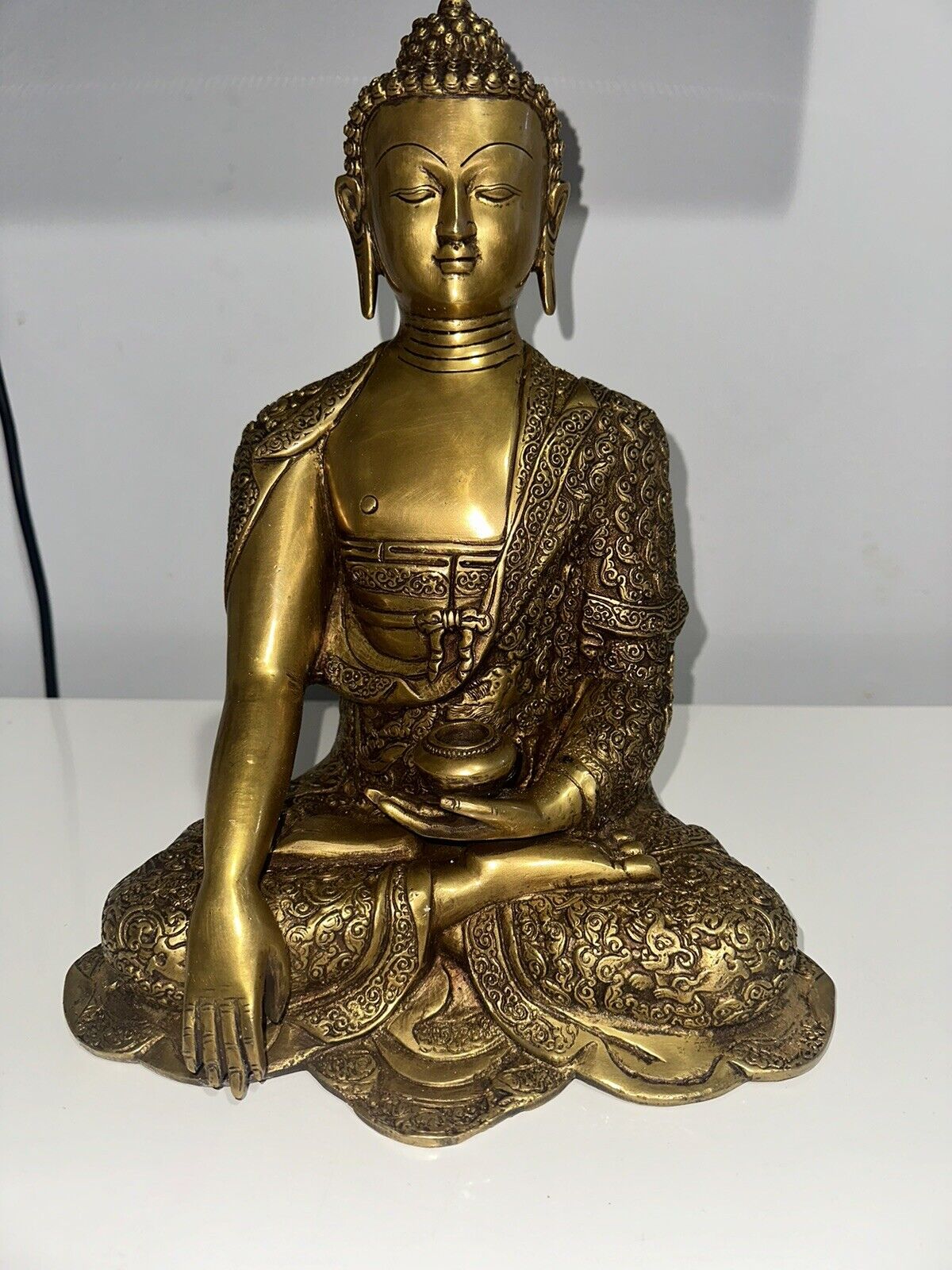 Bhumisparsha Mudra Buddha Brass Statue, Golden