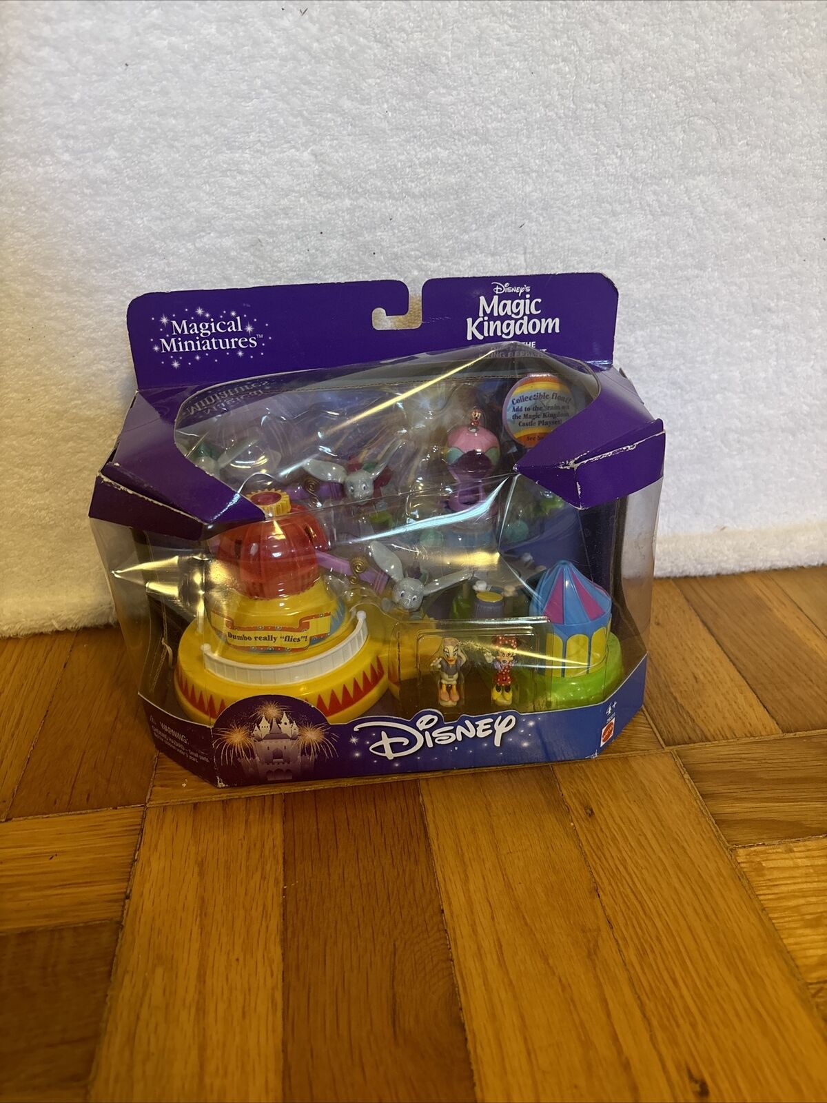 2000 Disney Magic Kingdom Magical Miniatures Dumbo the Flying Elephant NEW