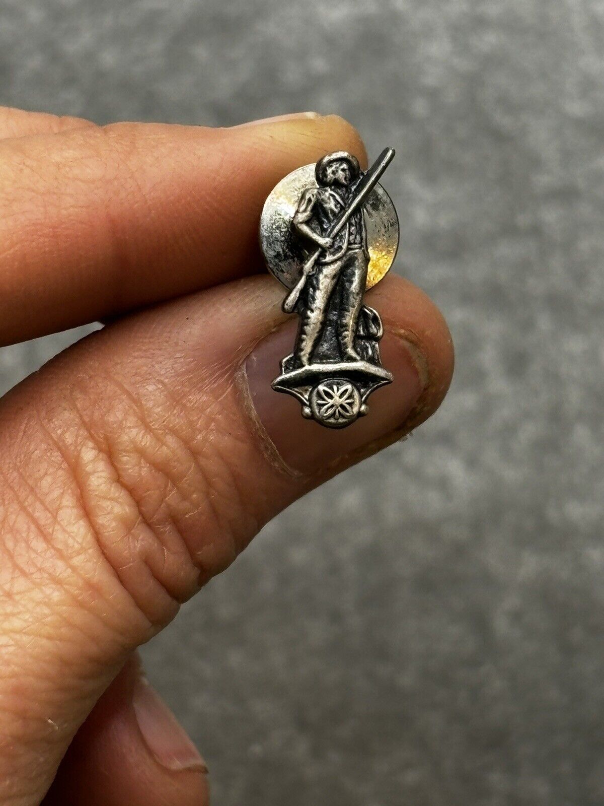Uncommon Antique Silver Hatpin Minuteman Excellent Detail Historic Collectible