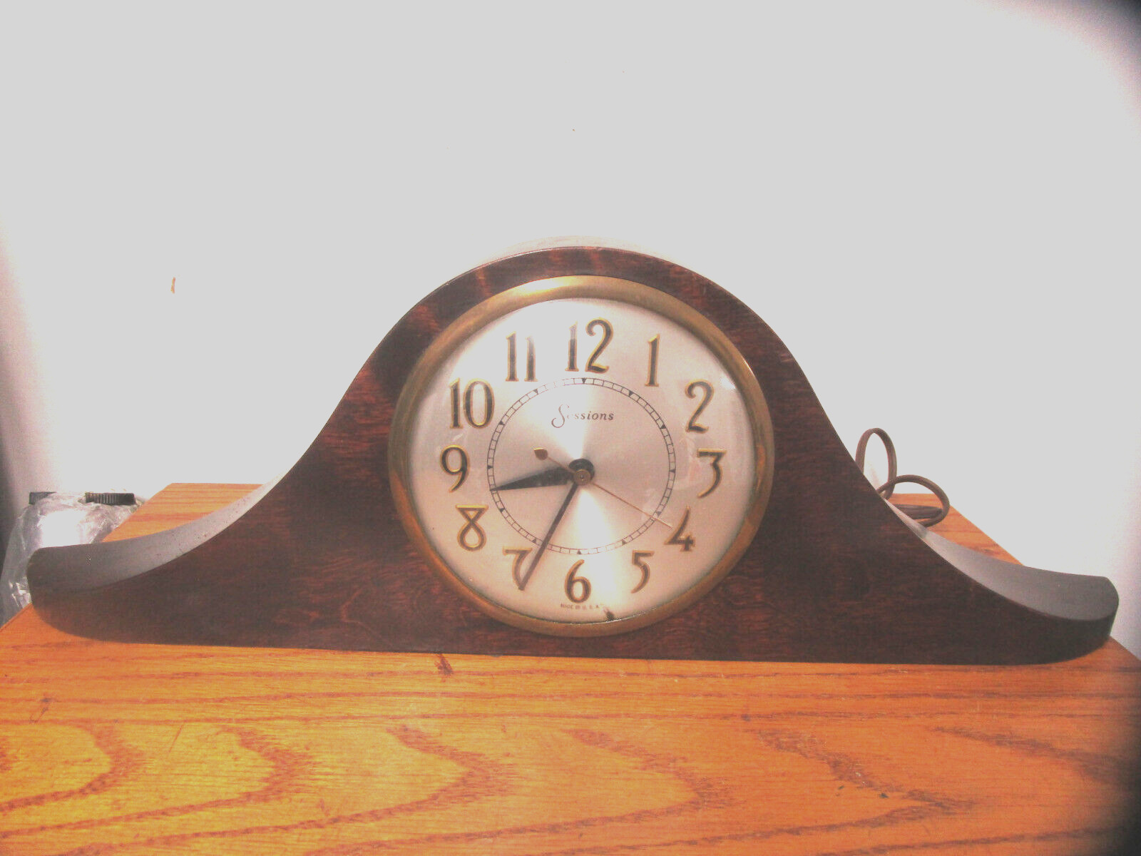 Vintage Sessions Electric Mantle Clock Made in USA