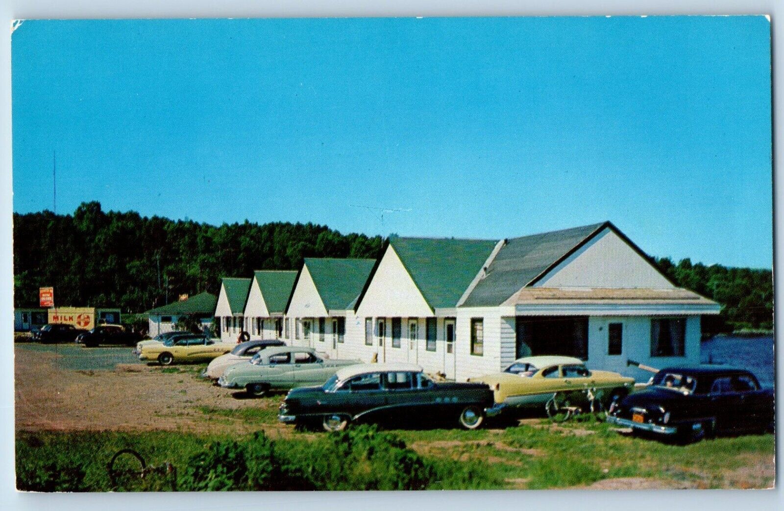 Tofte Minnesota Postcard Edgewater Inn Modern Motel Lake Superior c1960 Vintage