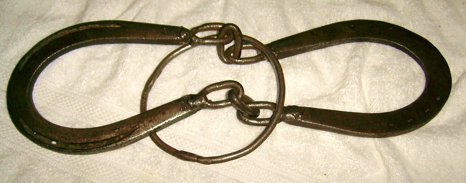 Antique VERY LARGE HORSE SHOE PUZZLE Forged Very Unique A LOT OF FUN WOWZERS