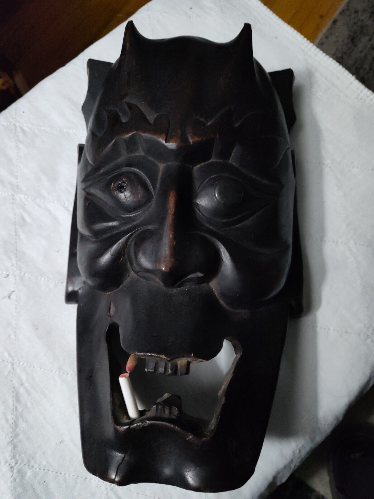 HAND CARVED FACE of A MAN/ TRIBAL AFRICAN ART