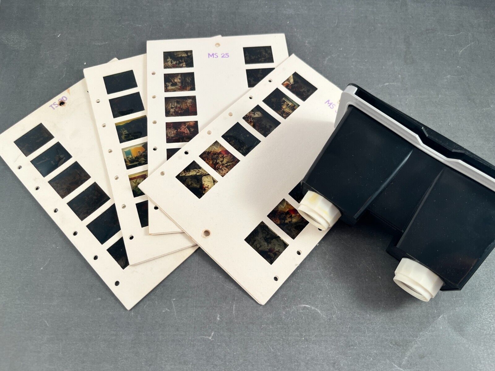 Vintage Original German GDR STEREOMAT with 4 SLIDES Stereoscope Slide Viewer