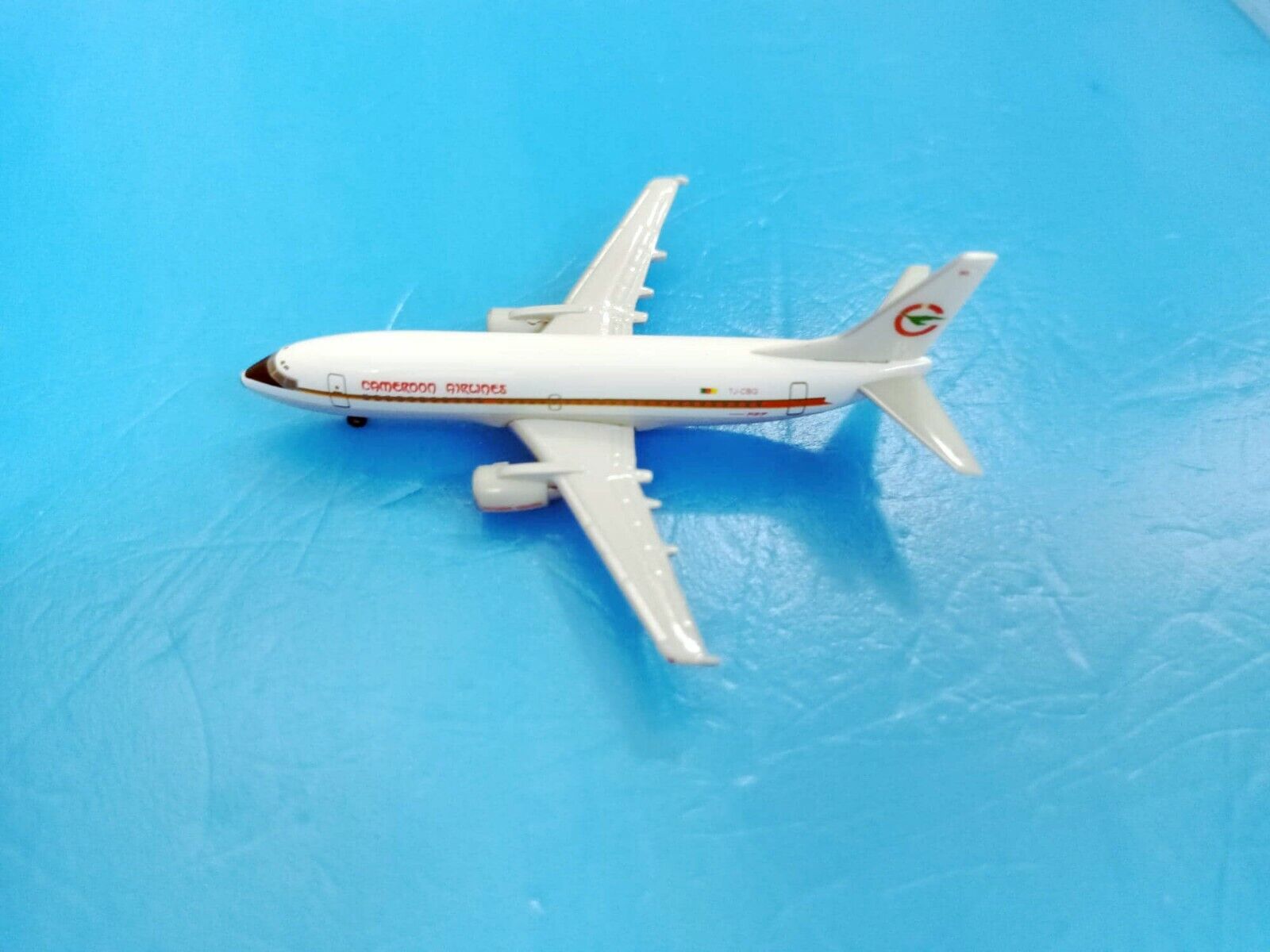 Extremely RARE Herpa Wings SAMPLE 1:500 CAMEROON AIRLINES B737-300 TJ-CBG MODEL
