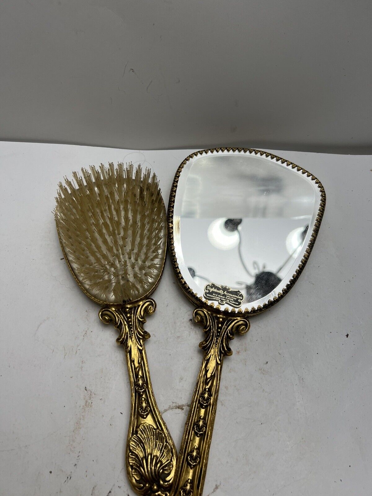 Vtg Style built Accessories Brush And Mirror Set. 24k Gold Plated