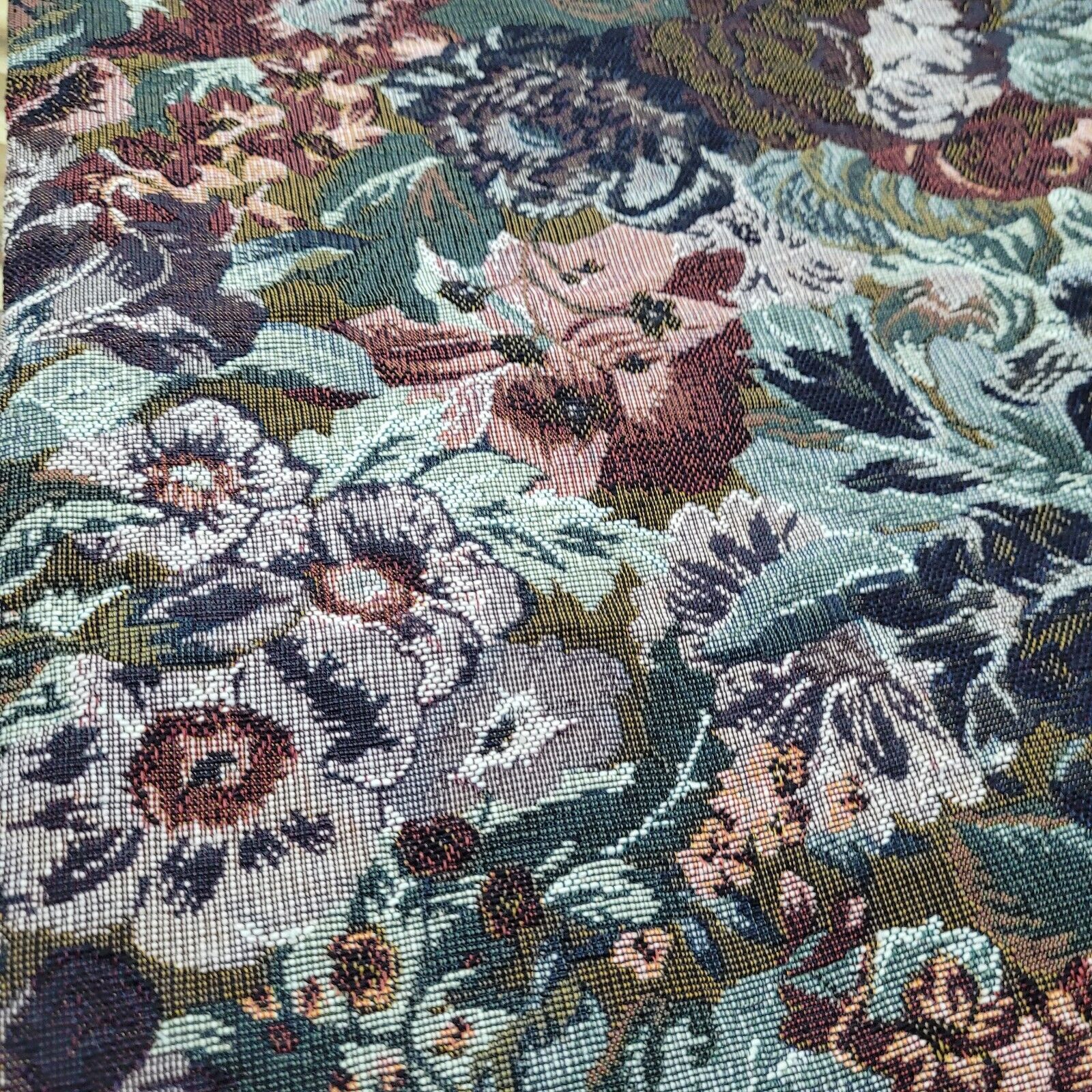 10 Yards x  55 in VTG Floral Bouquet Upholstery Victorian Heavy Tapestry Fabric