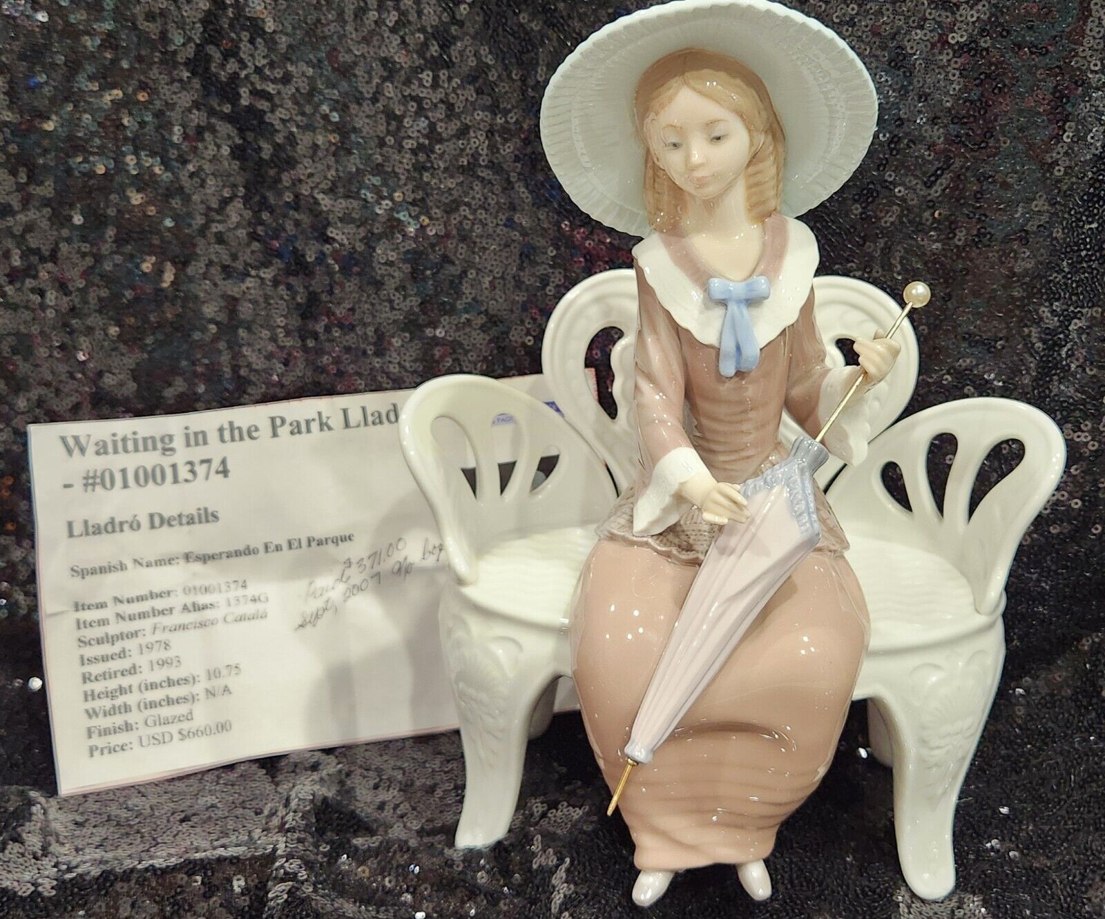 lladro Spain Figurine 1374 Waiting In The Park. Rare Retired Lladro w/ receipt