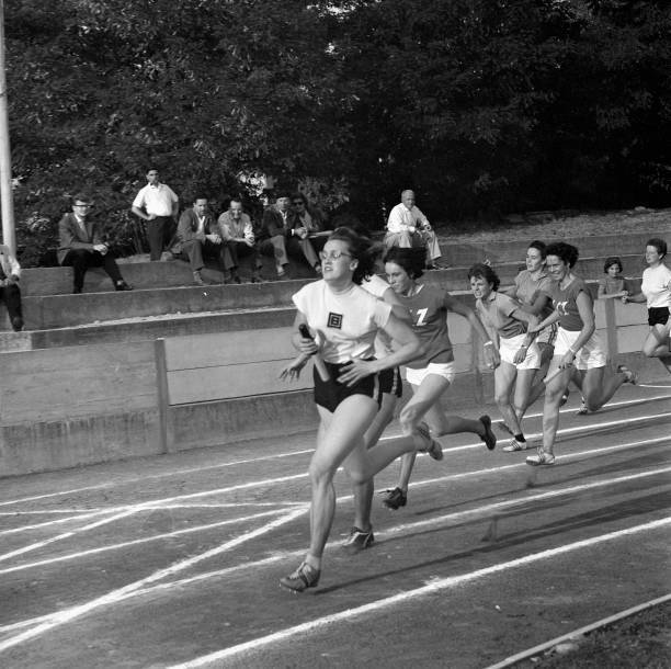 1st Swiss clubs championships Ladies 1959 Basle 4 x 100m Diethelm leads Photo