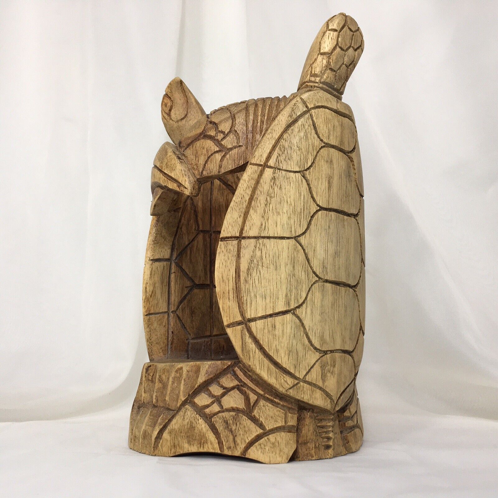 Turtle Bottle Holder, Carved Palm Wood, Vintage❤️