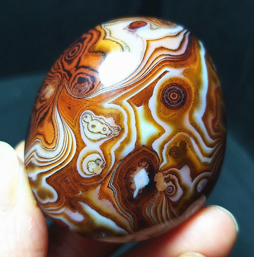 TOP 83.2g Natural Polished Silk Banded Lace Agate Crystal Madagascar A1492