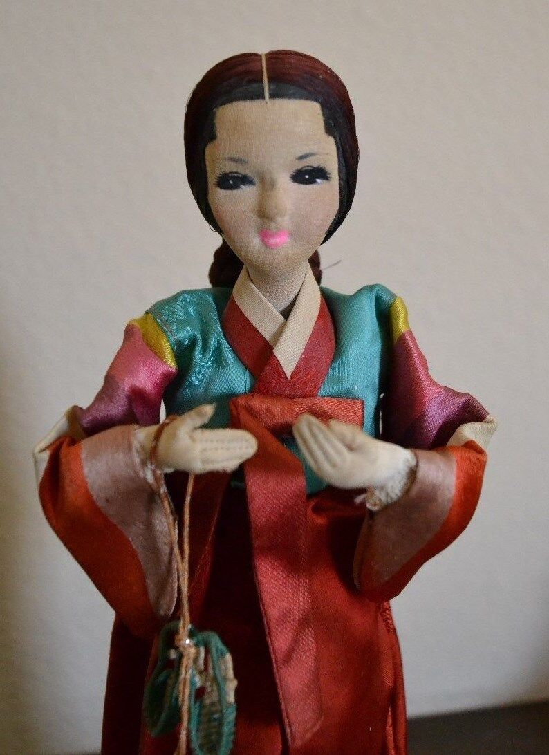 Antique / Vintage Korean Doll Figurine 11\