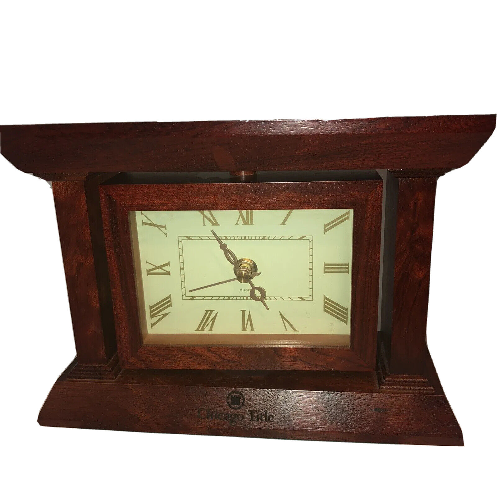 Nice Chicago Title Wood Desk/Table Clock