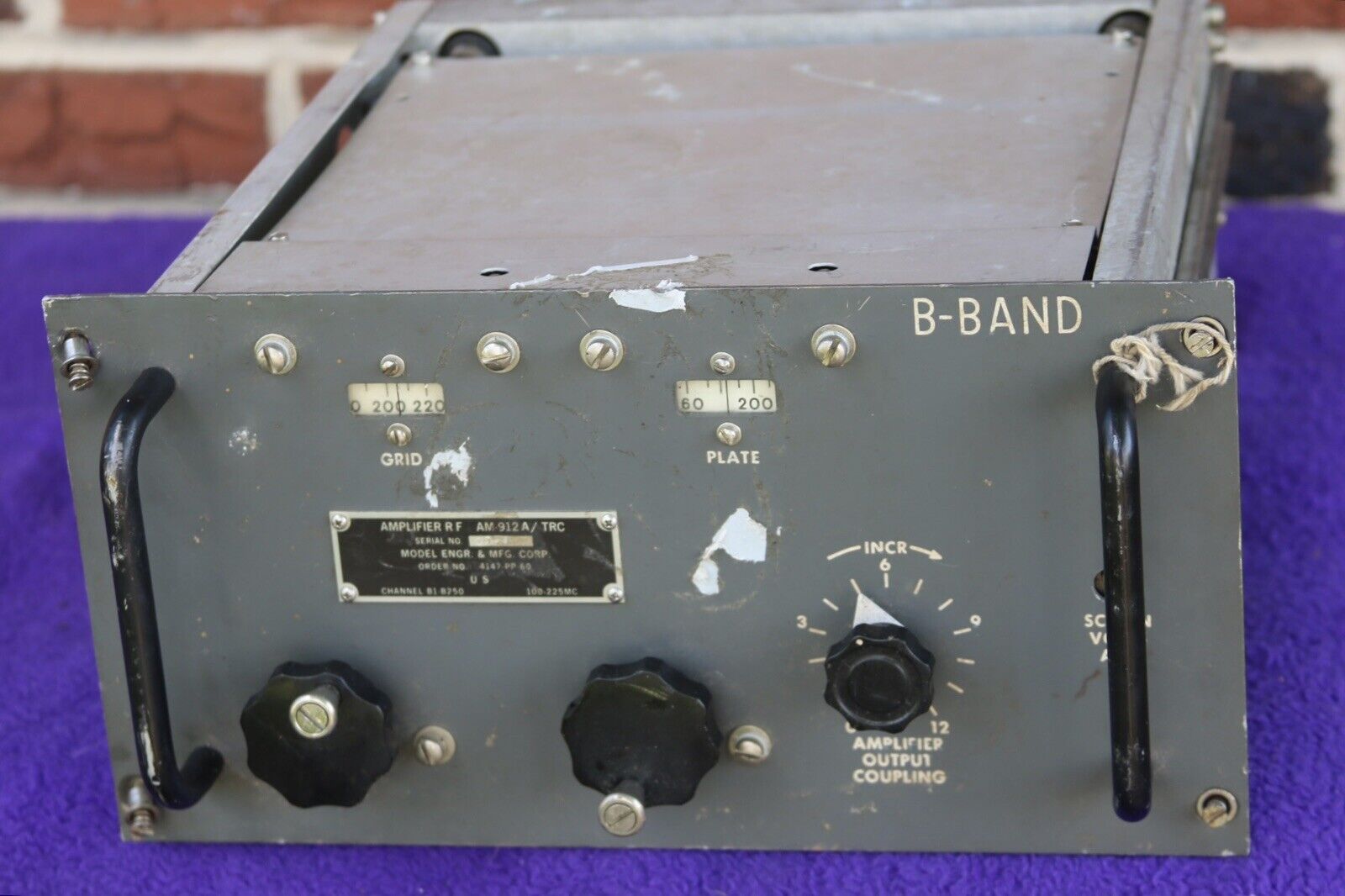 VINTAGE US ARMY AM-912/TRC TUBE VHF AMPLIFIER 100-225MHZ B-BAND
