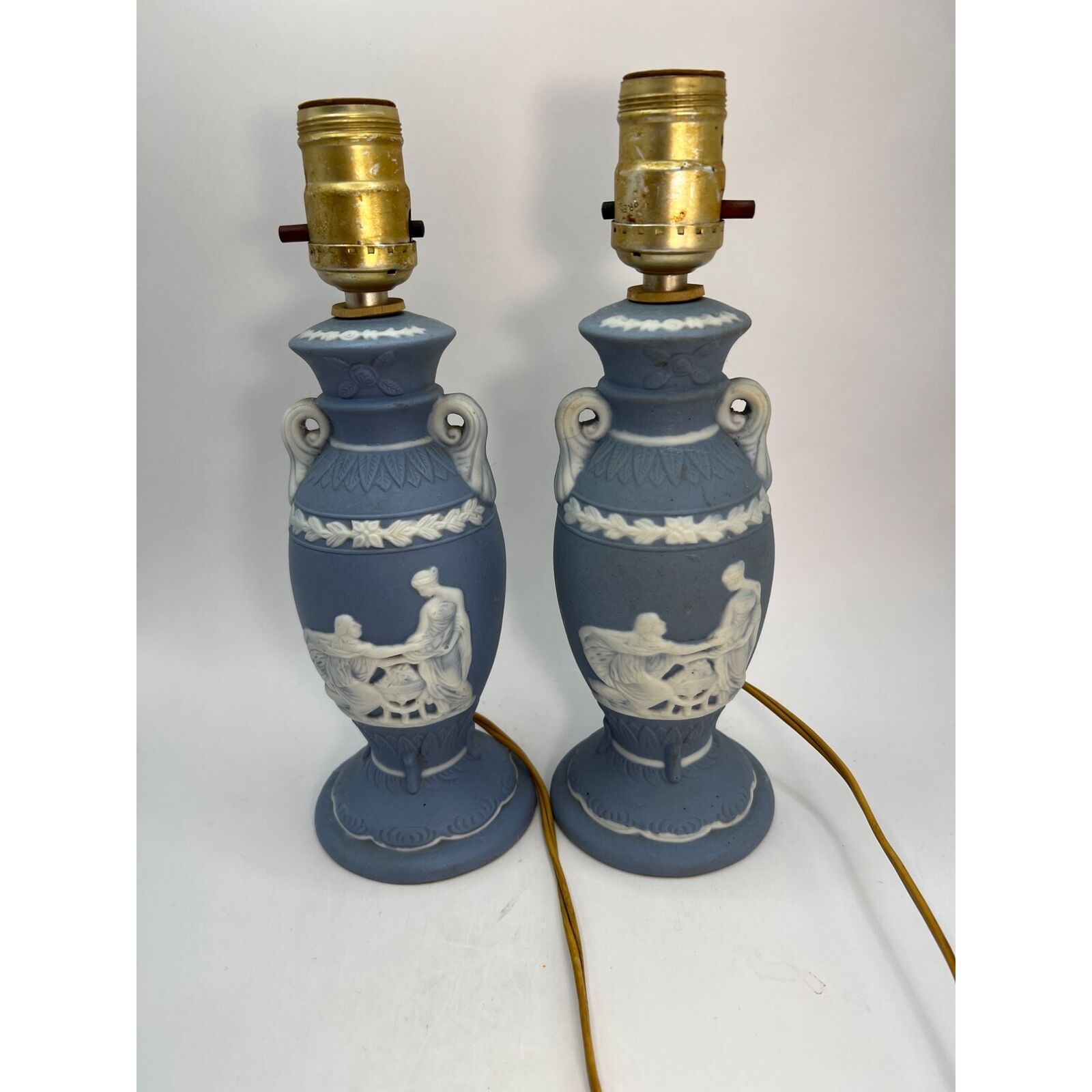 Vtg Pair Of Wedgewood Style Blue Lamps, Made In Occupied Japan, Needs Rewiring