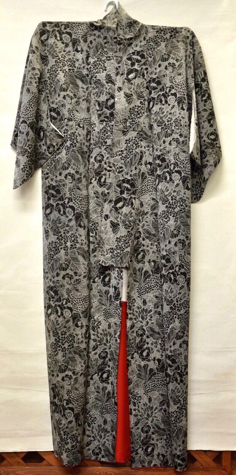 Cool Japanese High Quality Kimono gown fabric 100% silk for Women (MMC)