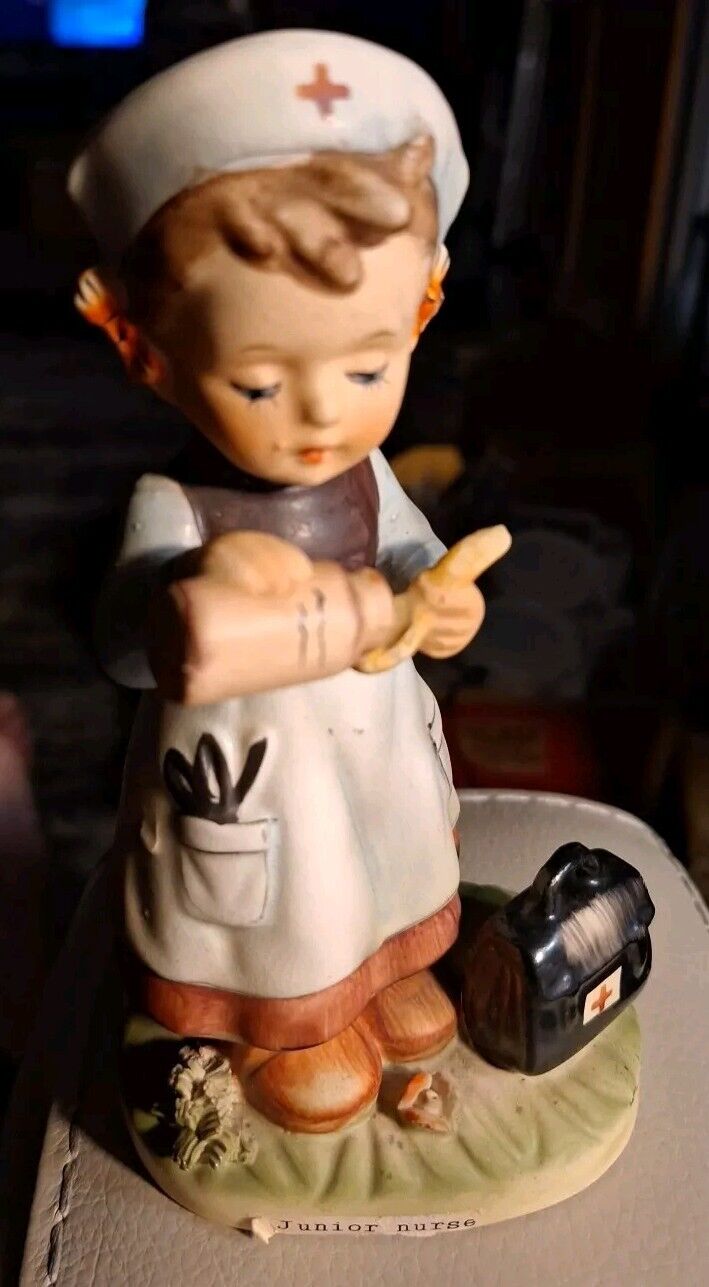 Vtg RARE Girl Junior NURSE Figurine Designed By Erich Stauffer, U 8588
