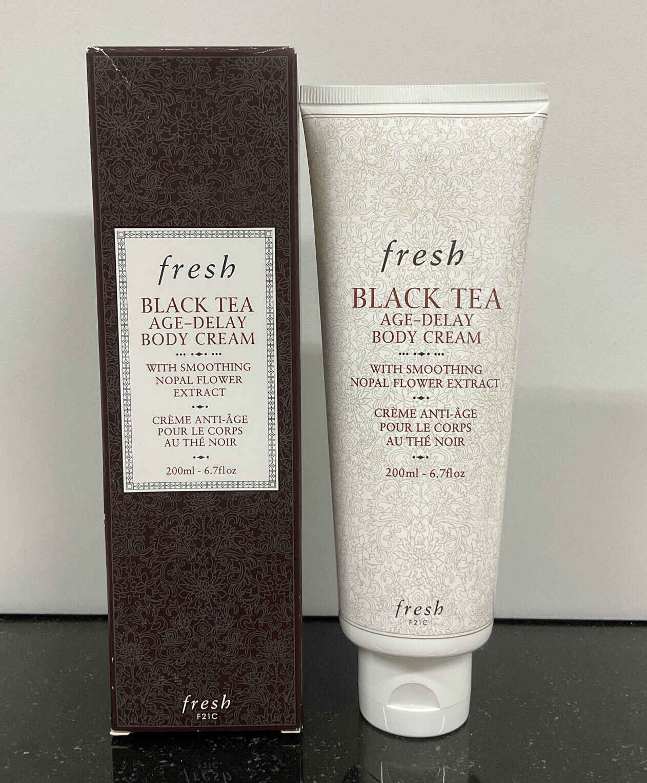 Fresh BLACK TEA Age-Delay Body Cream 6.7 Fl Oz
