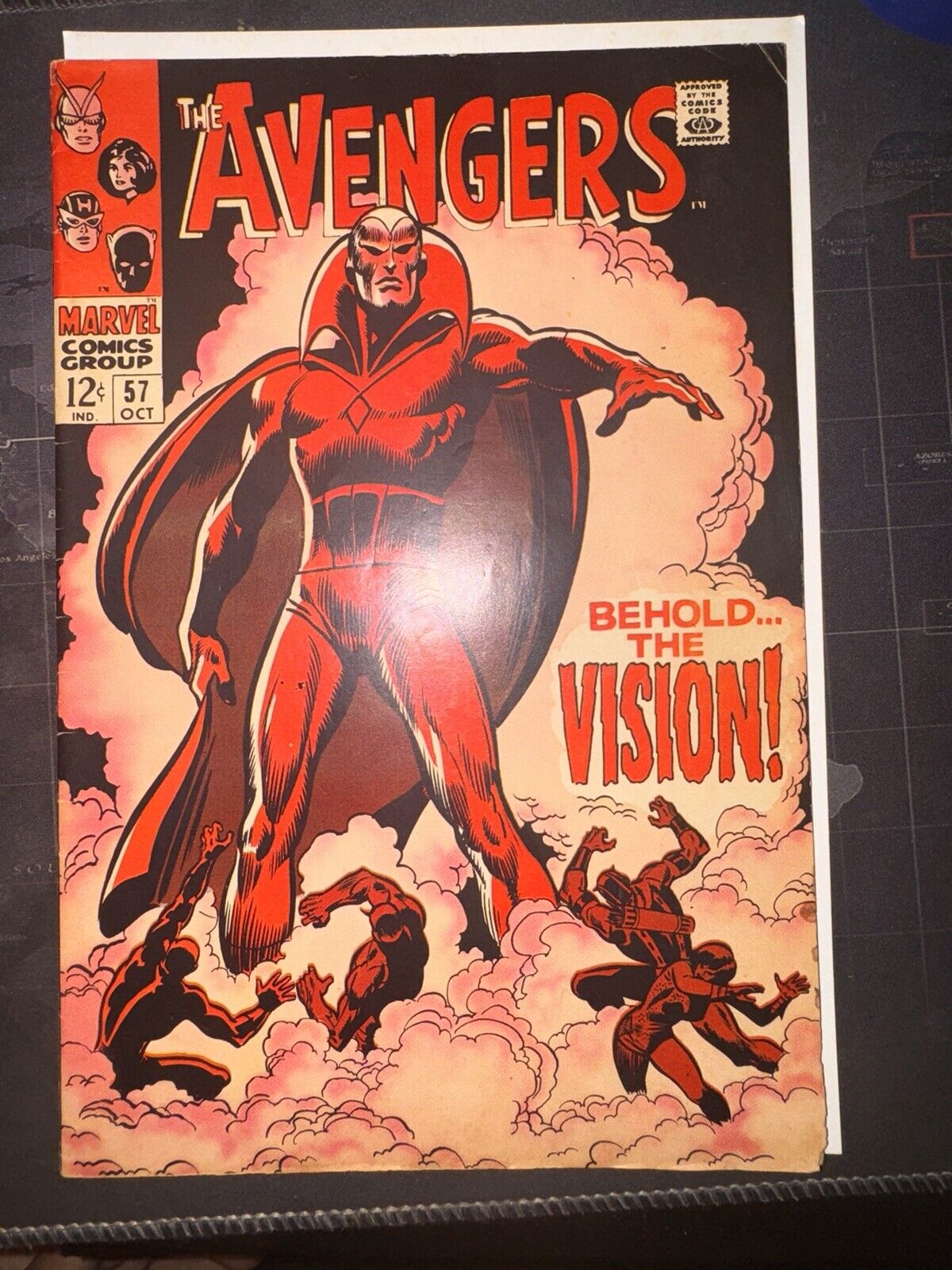 THE AVENGERS #57 (1968) - 1st appearance of The Vision