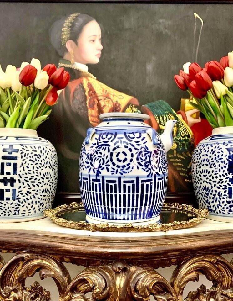 Teapot Oriental Style Blue & White Design Beautiful Vintage Wedding \'Cracked\'