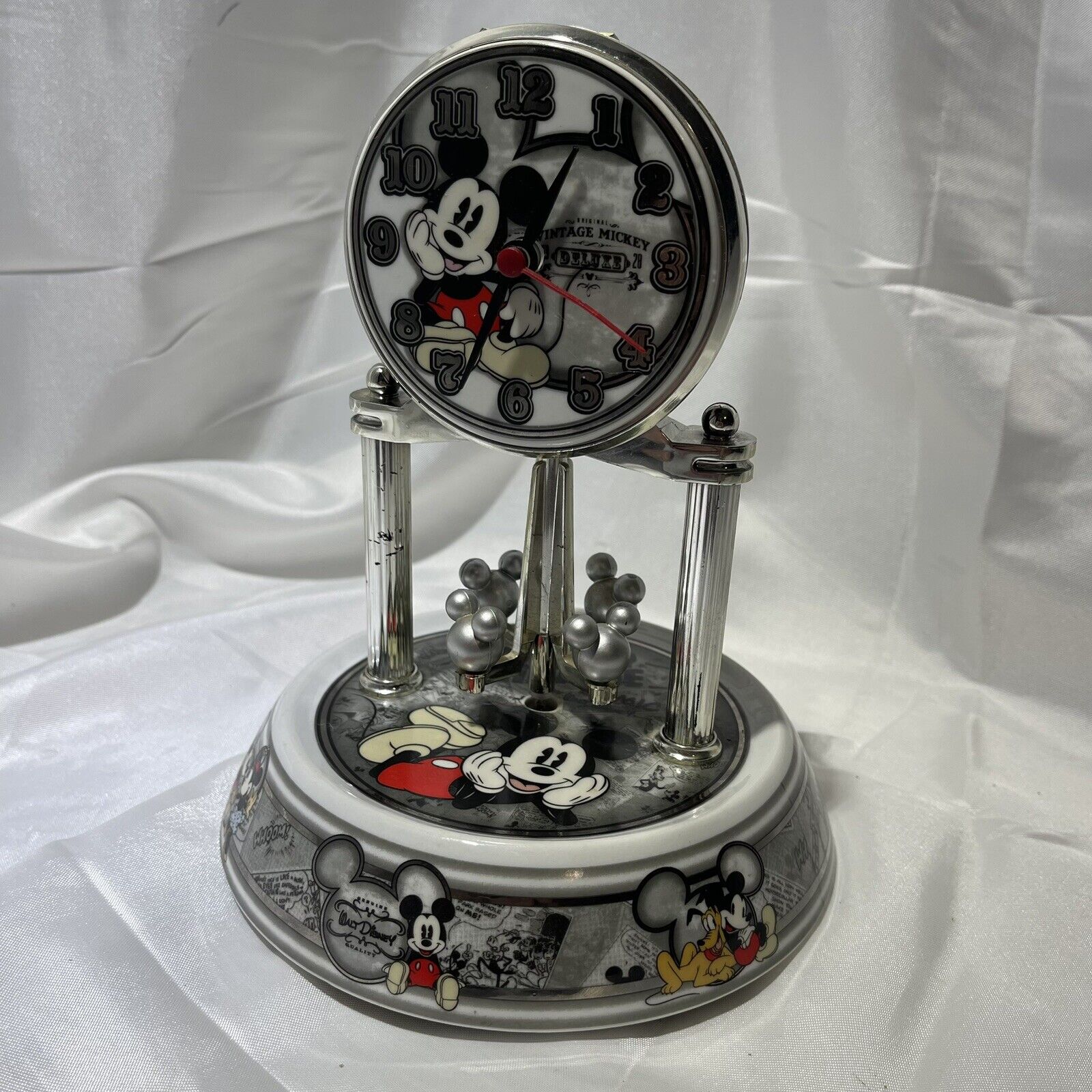 Walt Disney Mickey Mouse Deluxe Vintage Anniversary Table Clock Works