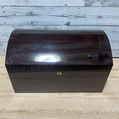 Extra large humidor with thermometer and hygrometer, decorative box, cigar case,