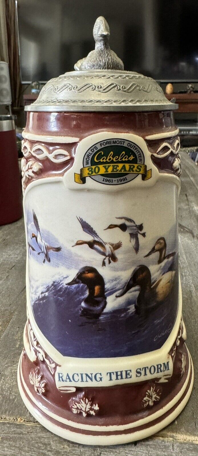 CABELA\'S LIDDED STEIN DUCKS RACING THE STORM LIMITED ED