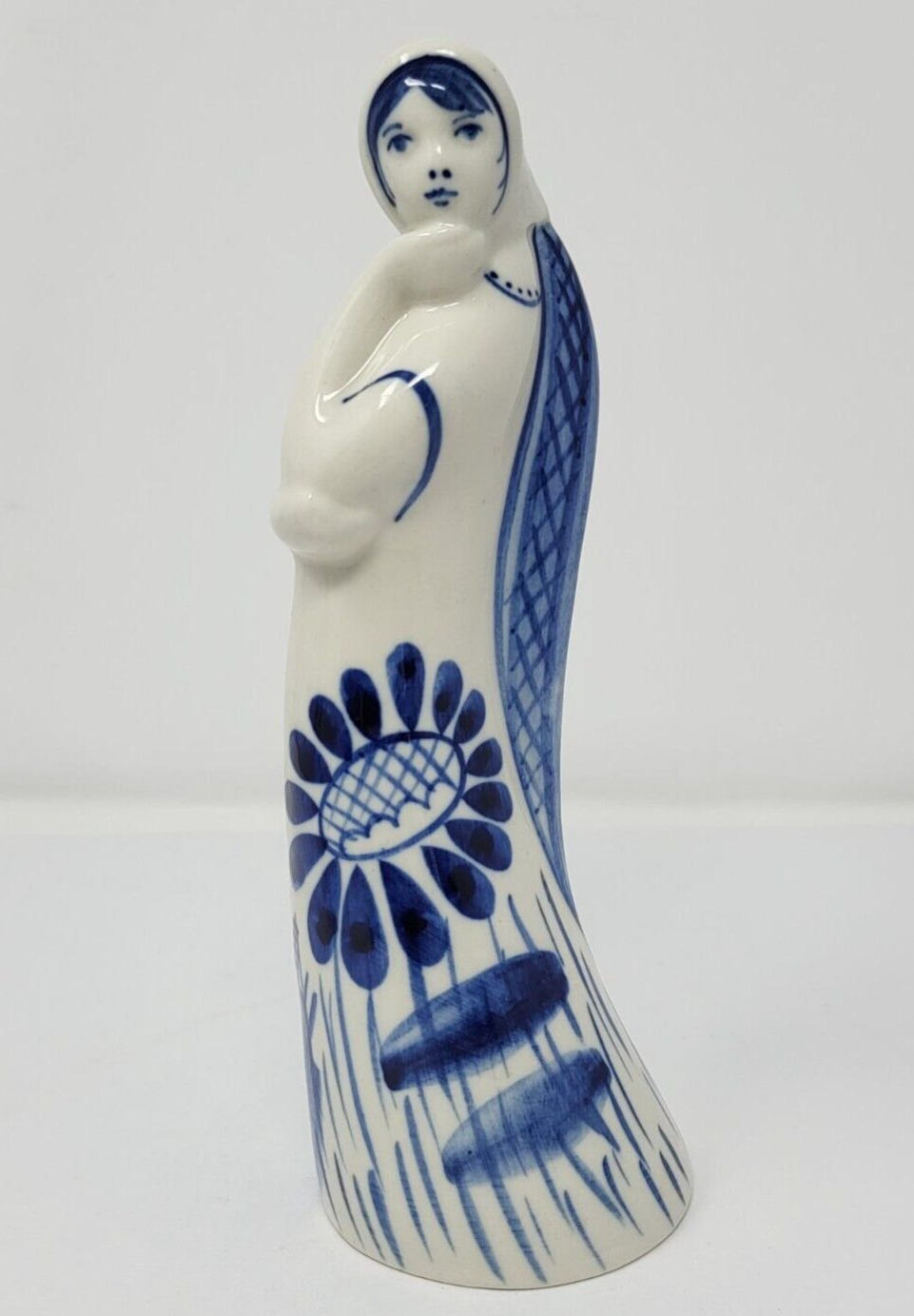 Grandmacore Vintage Ghezel Russian Porcelain Hand-Painted Blue & White Figurine