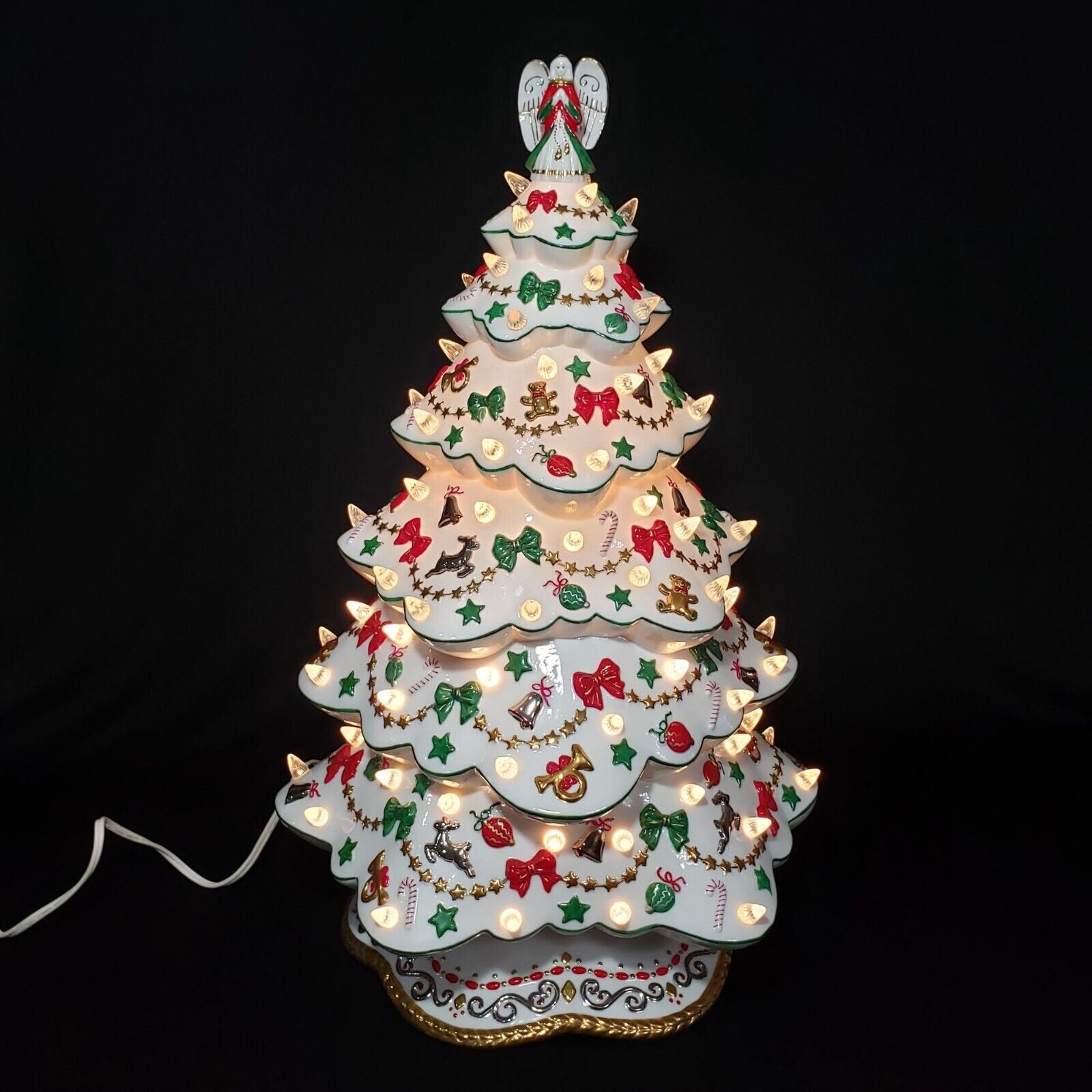 Vintage Danbury Mint White Porcelain Christmas Magic Lighted Christmas Tree