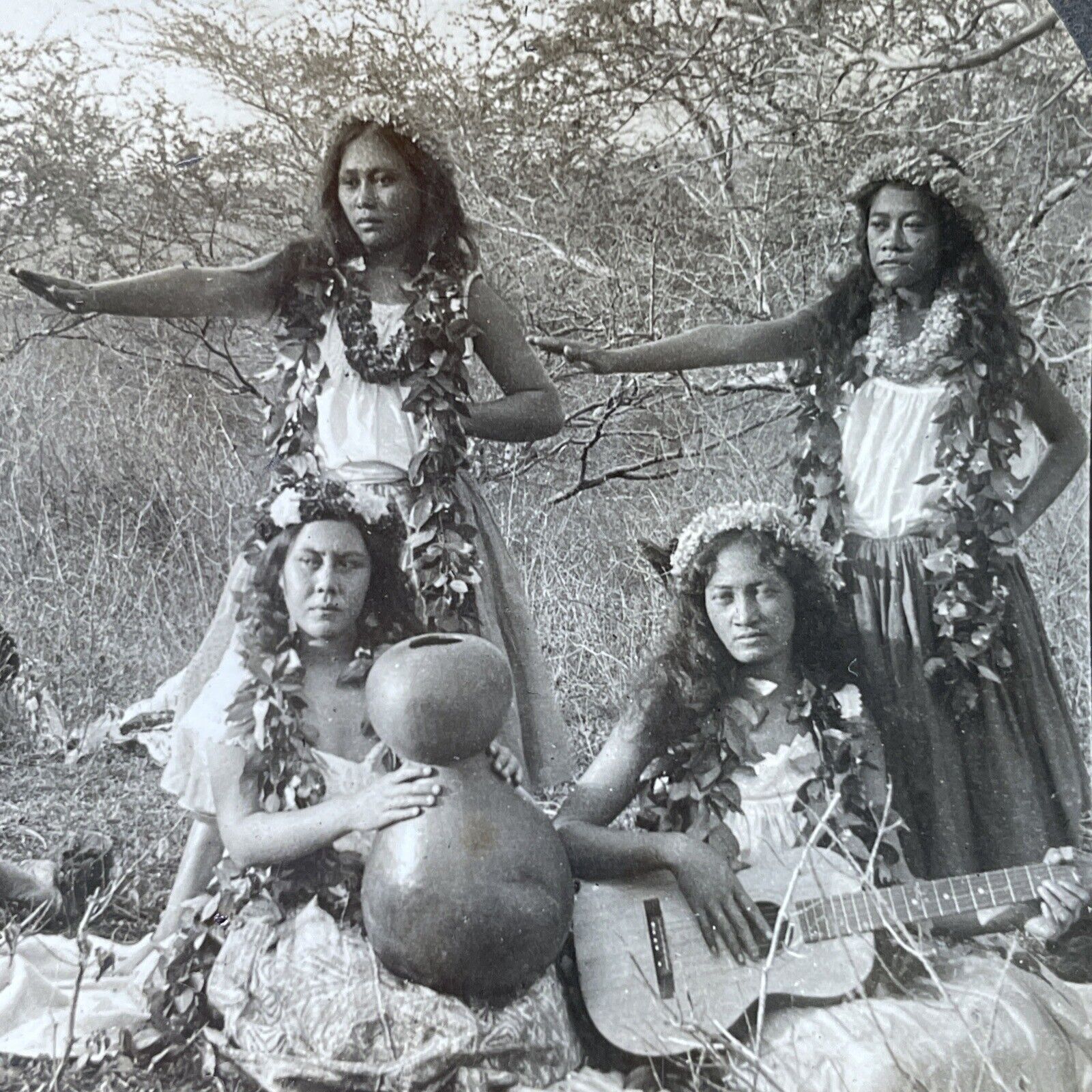 Antique 1910s Native Hawaiian Women Dancing Stereoview Photo Card P3169