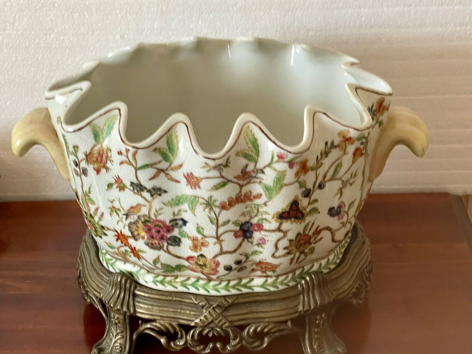 VTG Chinese Export Porcelain  Jardiner Bowl Center Vase With Metal Base