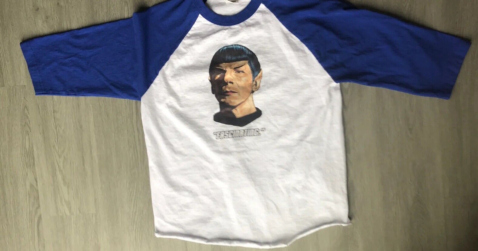 Spock Star Trek fascinating hard to find jersey T-shirt￼ Shaka Large