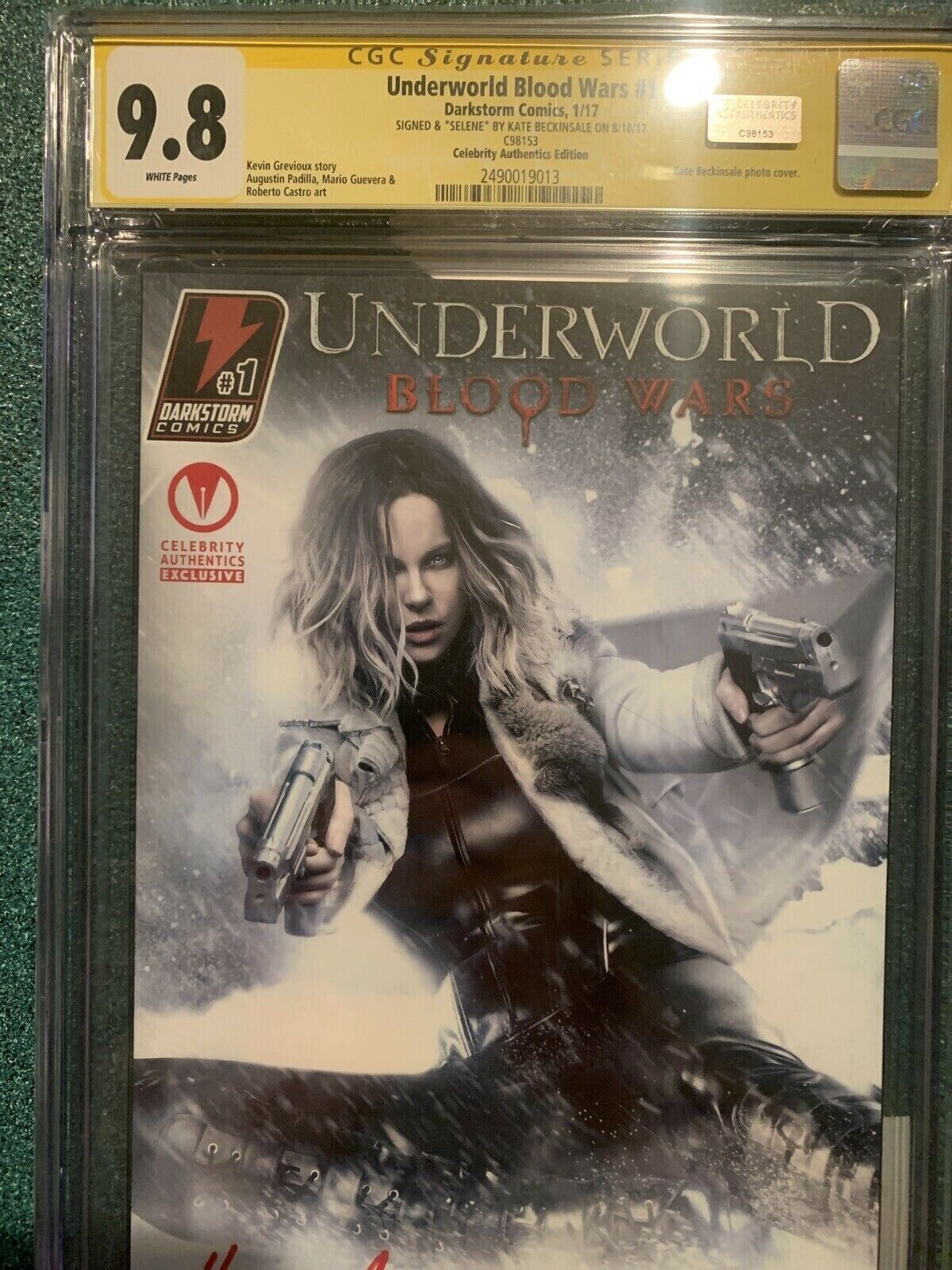Kate Beckinsale Autographed Signed CGC 9.8 Underworld: Blood Wars #1 Photo Cover