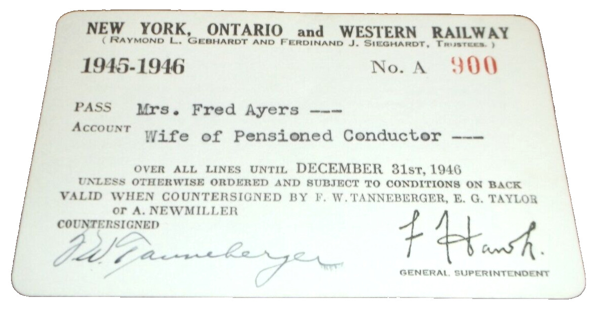 1945 1946 NEW YORK ONTARIO & WESTERN NYO&W EMPLOYEE PASS #900
