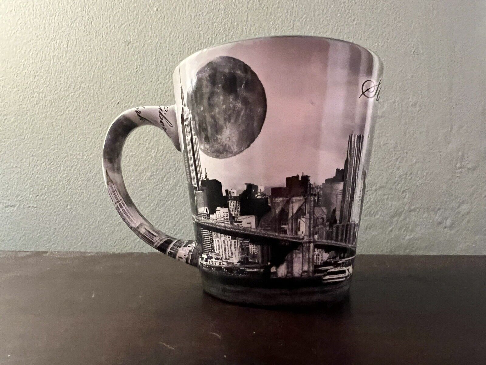 Vintage Statute of Liberty & NYC Skyscraper Coffee Mug