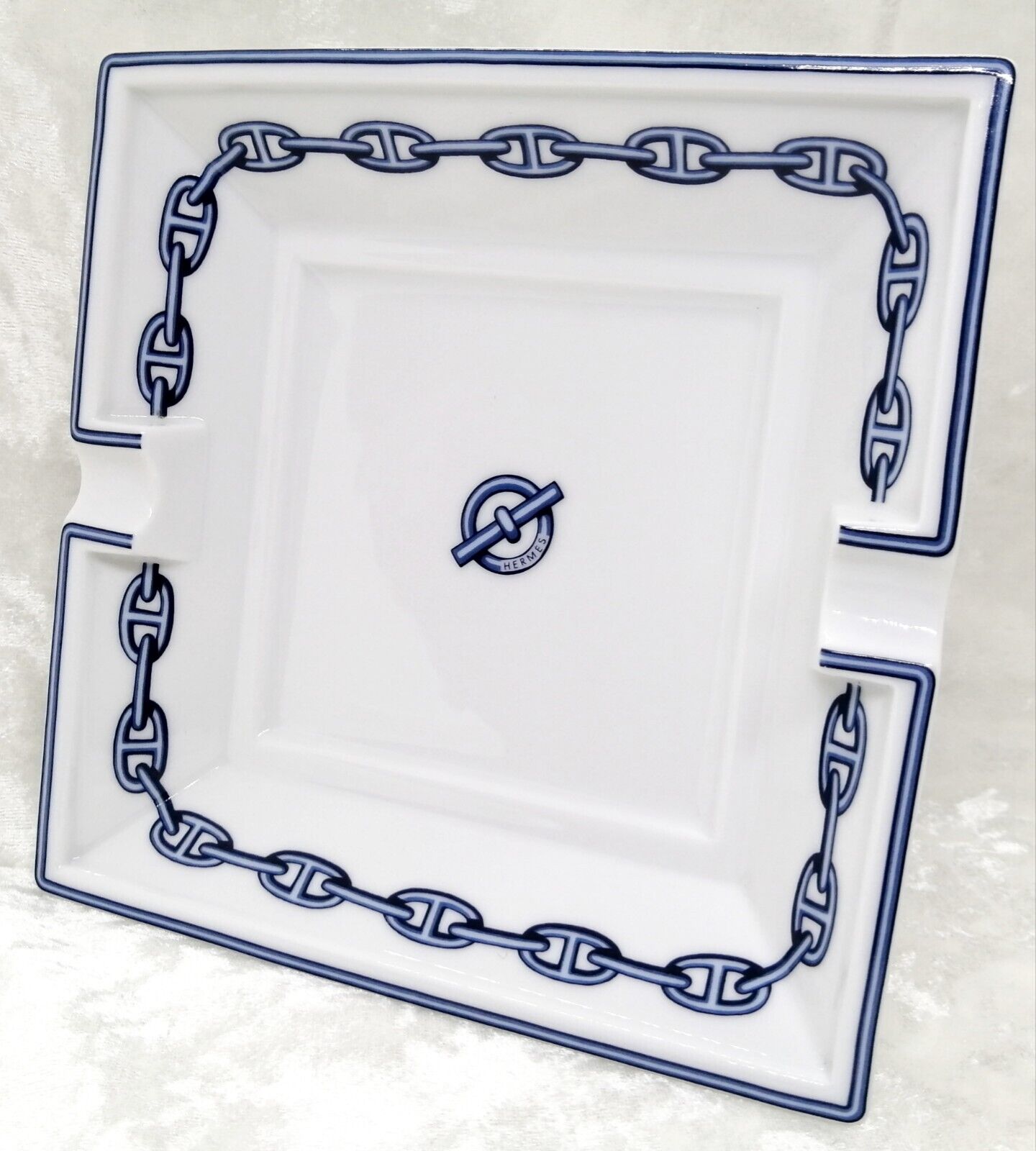 Hermes Paris Ashtray Chaine d'Ancre Porcelain Tray Plate Blue 16 cm No box