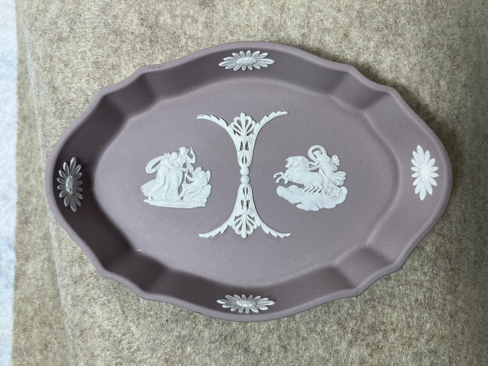 Wedgwood Jasperware Lilac Trinket Dish/Tray w/ White Relief - Classical Scene