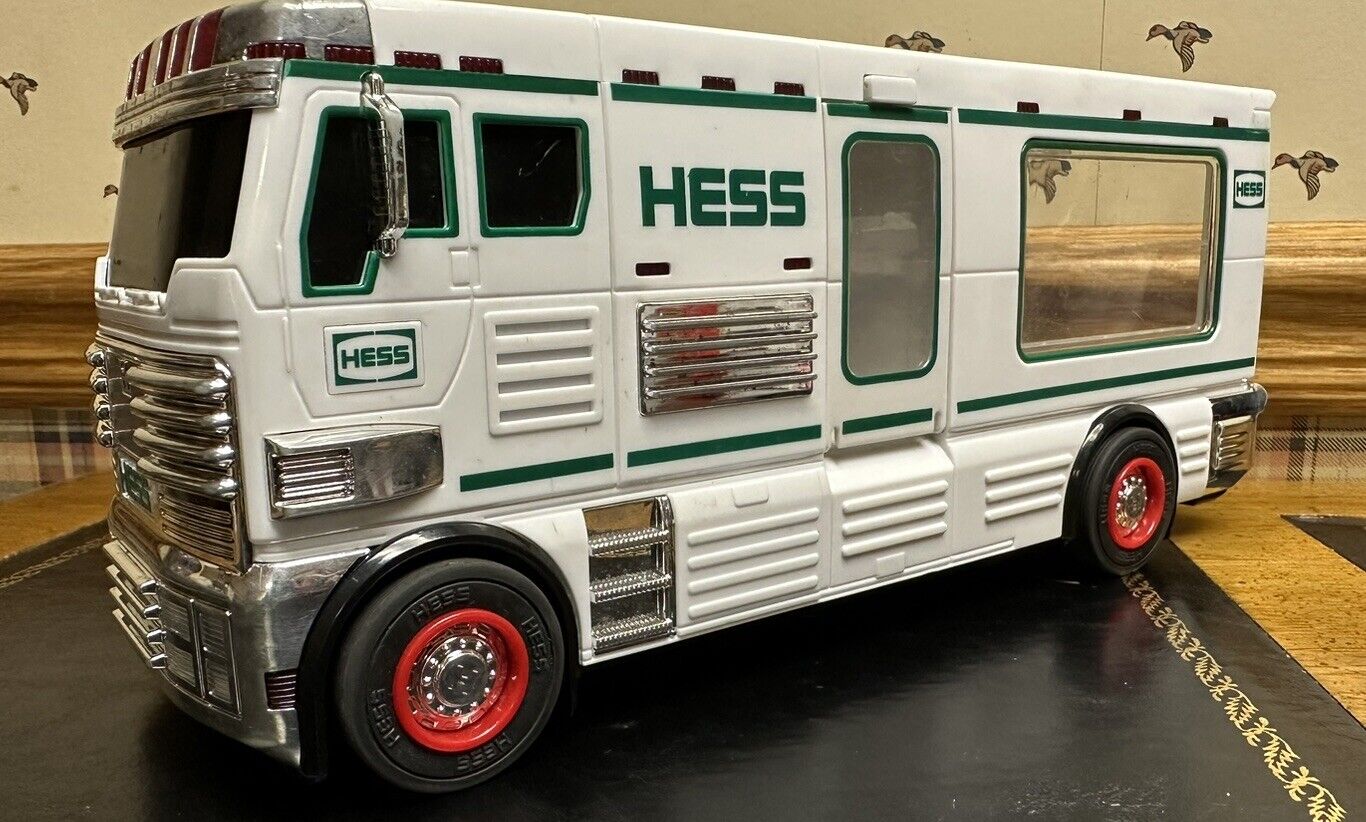 2018 Hess RV Trucks Gas And Oil Collectible Tested/Works-Missing ATV and Bike