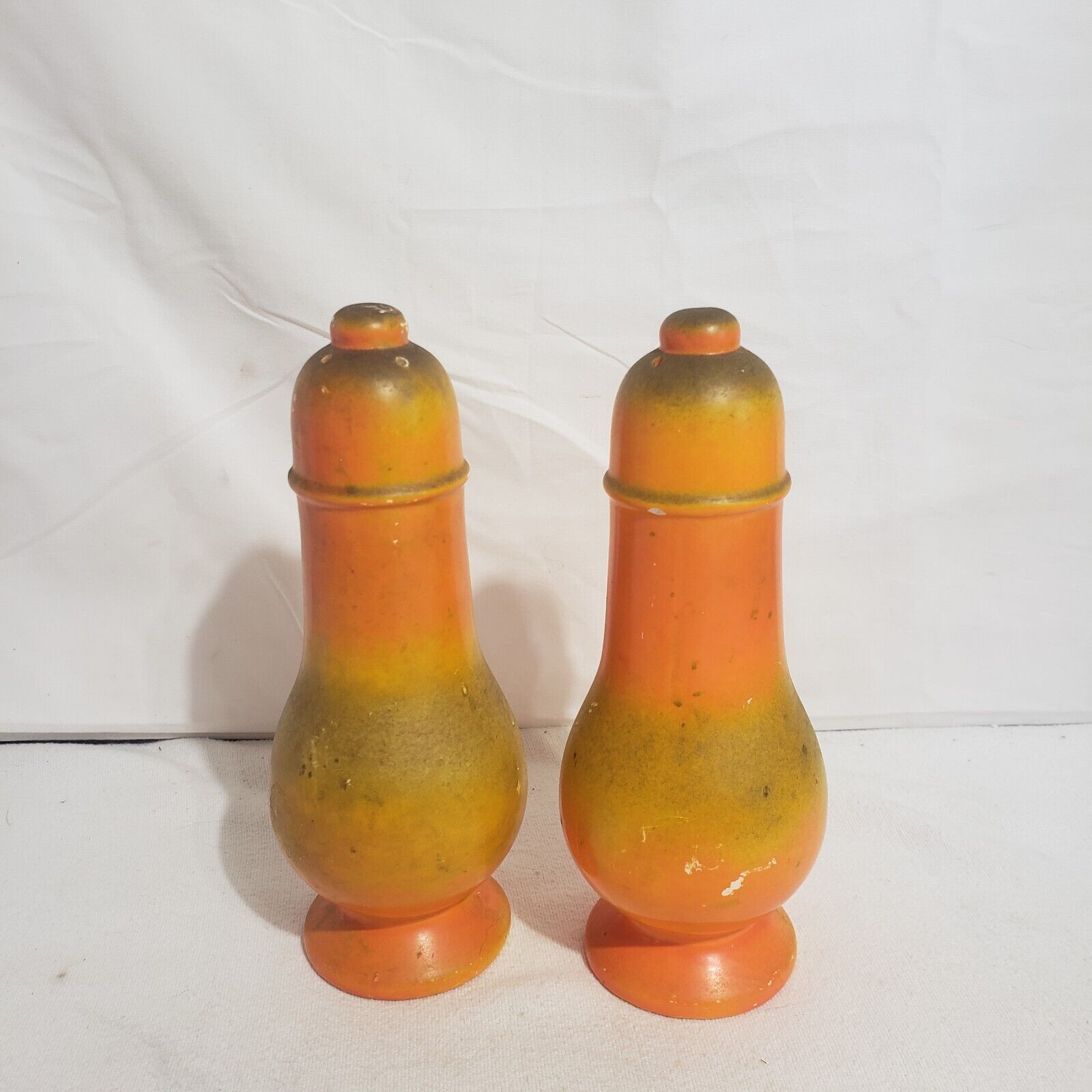 Vintage Orange Ombre Salt And Pepper Shaker Set retro