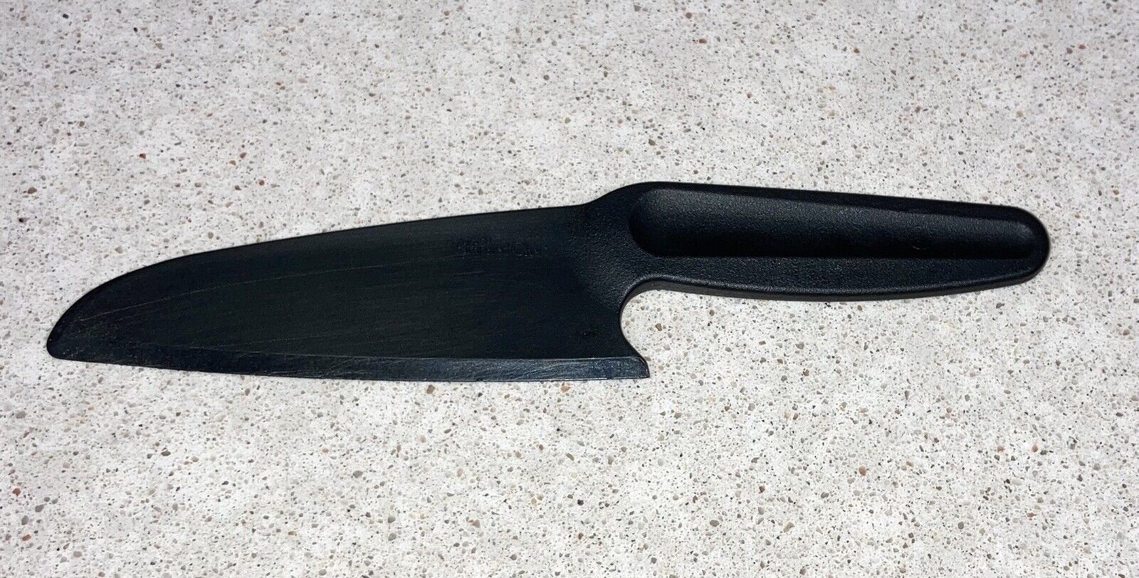 THE PAMPERED CHEF STRAIGHT EDGE BLACK NYLON PLASTIC BROWNIE KNIFE #1169
