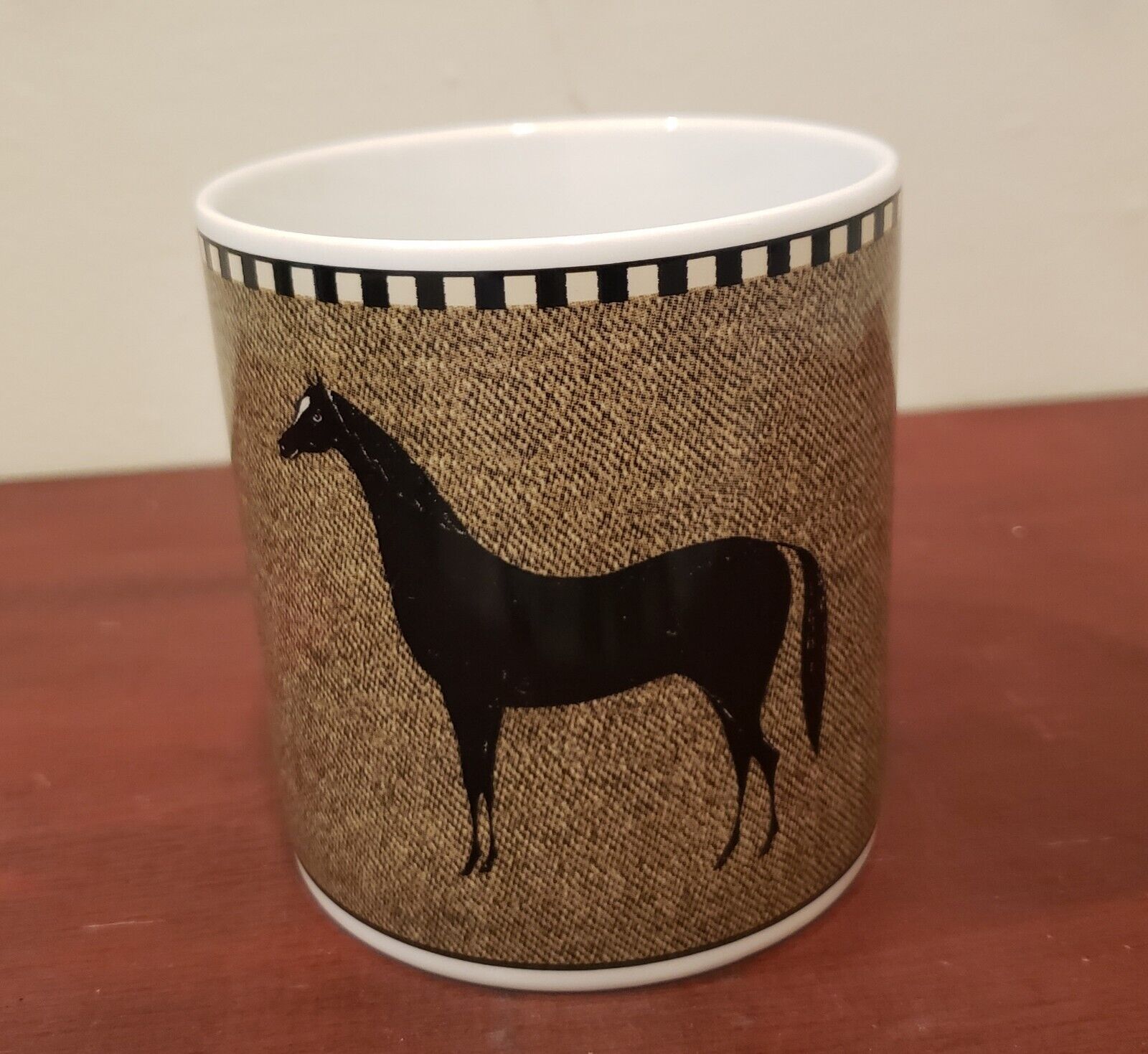 Warren Kimble Brandon House Barnyard Animals Sakura Oneida Folk Art Horse Mug 